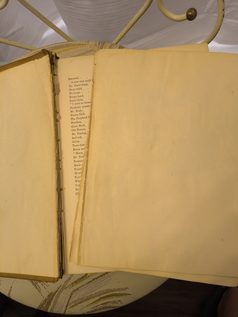 Rear Collectable Book - Picture 7 of 14